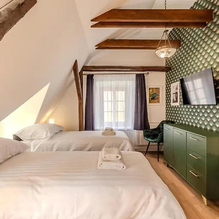 Rev-fueloep Panzio Отель типа 