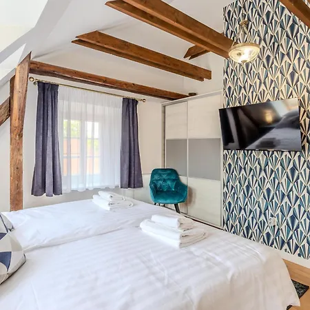 Rév-fülöp Panzió