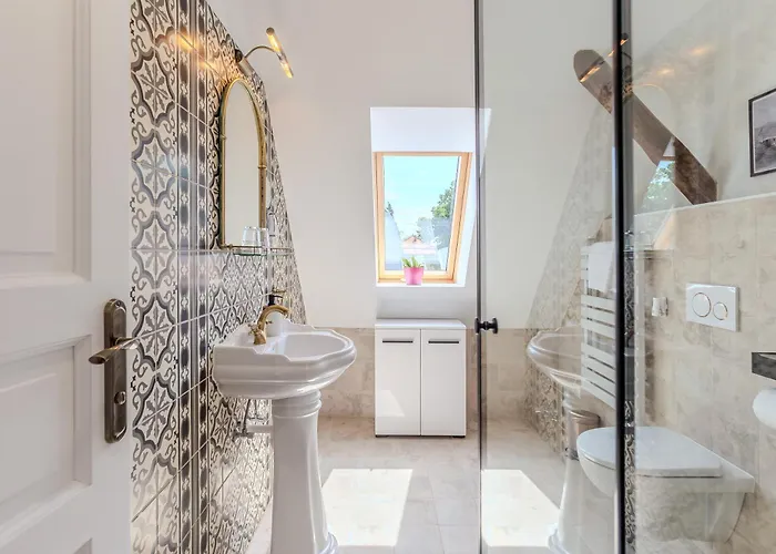 Rev-fueloep Panzio Bed & Breakfast