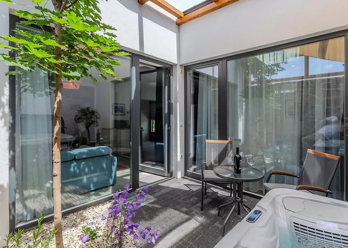 Rev-fueloep Panzio 3* Révfülöp