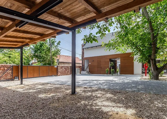 Rev-fueloep Panzio Frühstückspension Révfülöp