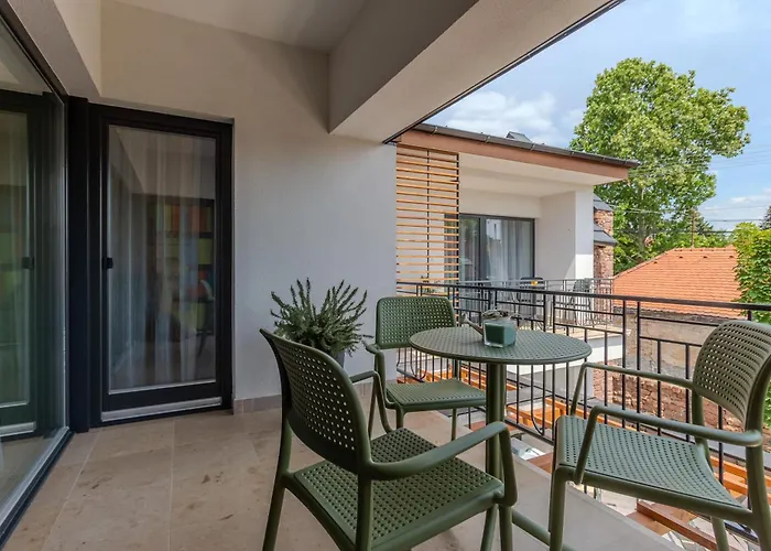 Rev-fueloep Panzio 3* Révfülöp